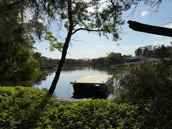 914 N Appalachian Ter, Crystal River, FL 34429