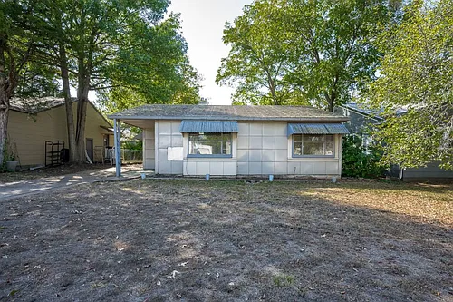 2119 W Sherwood Ave Photo 1