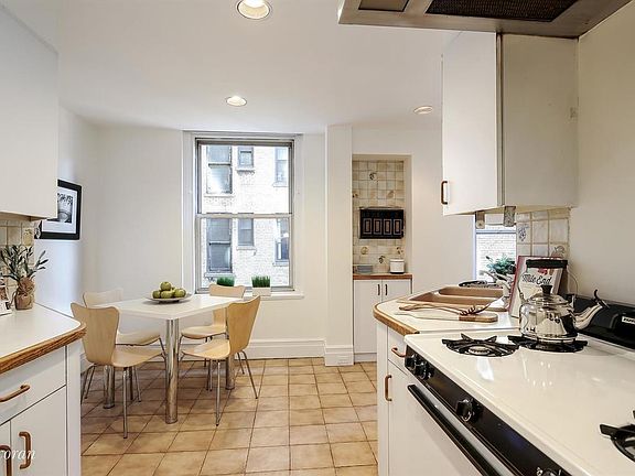 5th image of 470 W End Ave APT 6A