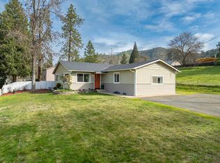 114 Short St, Rogue River, OR 97537