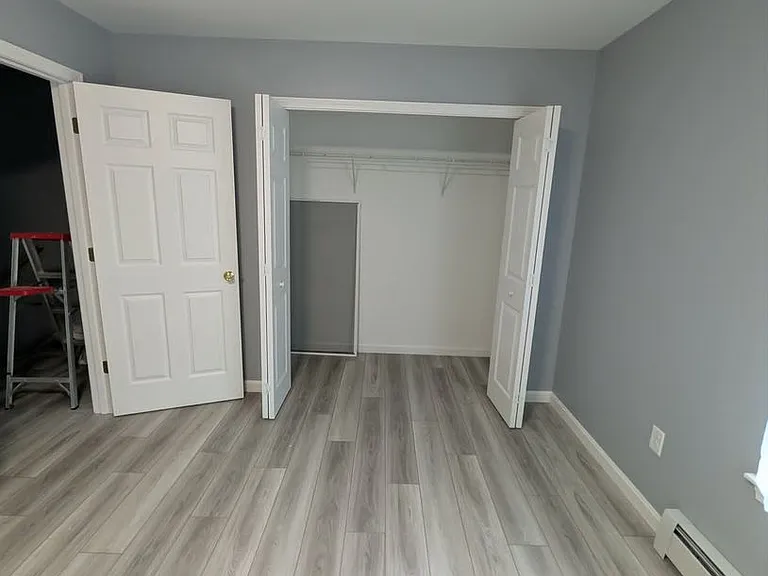 53 Oak St — Photo 18