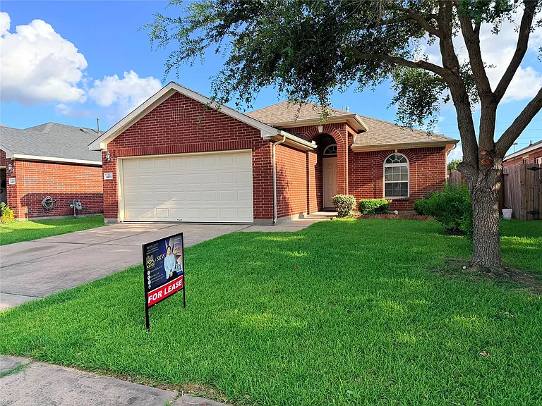 14111 Fox Creek Park Dr — Photo 2