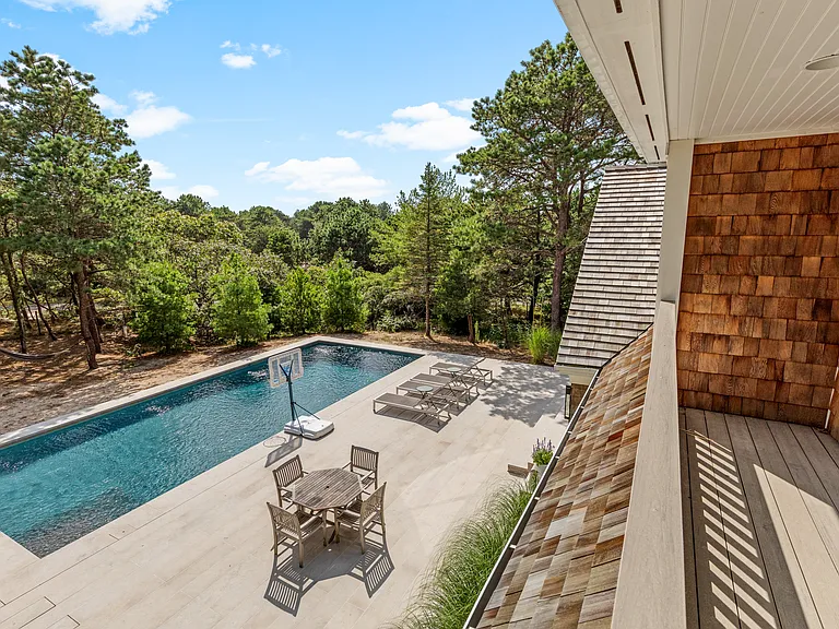 2 Castle Ct — Photo 19
