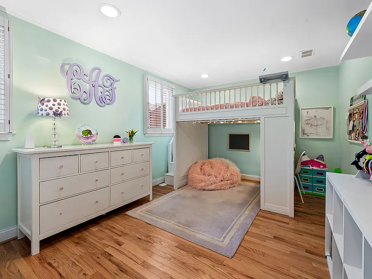 619 S Sharp St — Photo 19