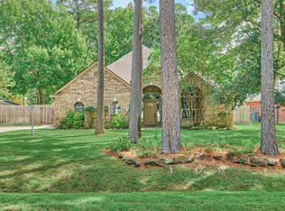 806 Weeping Willow Way, Magnolia, TX 77354