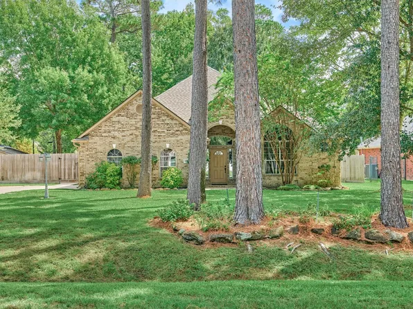 806 Weeping Willow Way, Magnolia, TX 77354