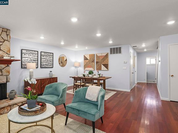 3rd image of 2135 Ascot Dr APT 13