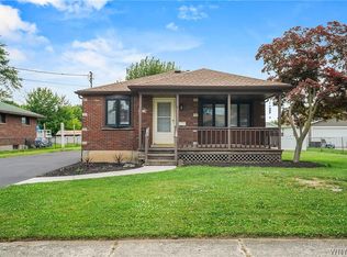 1270 95th St, Niagara Falls, NY 14304