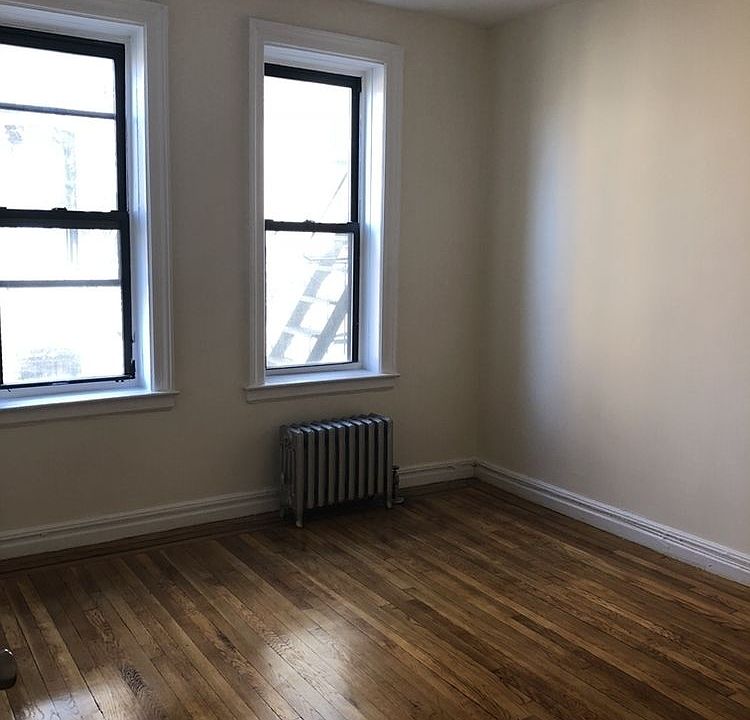 2nd image of 3737 88th St APT D5