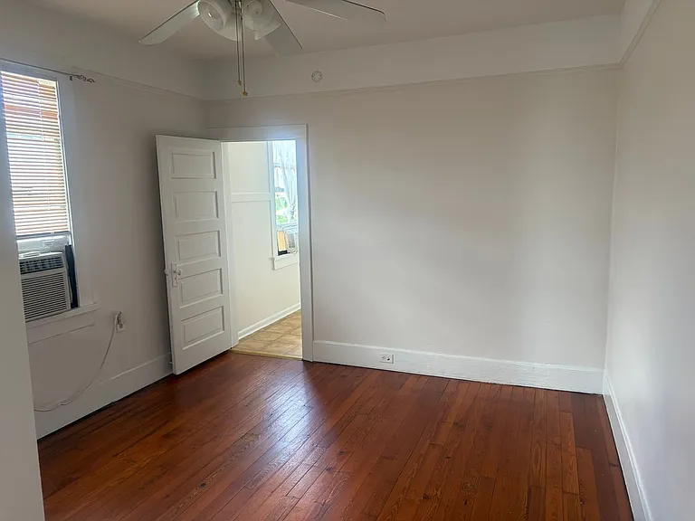4616 Conti St — Photo 7