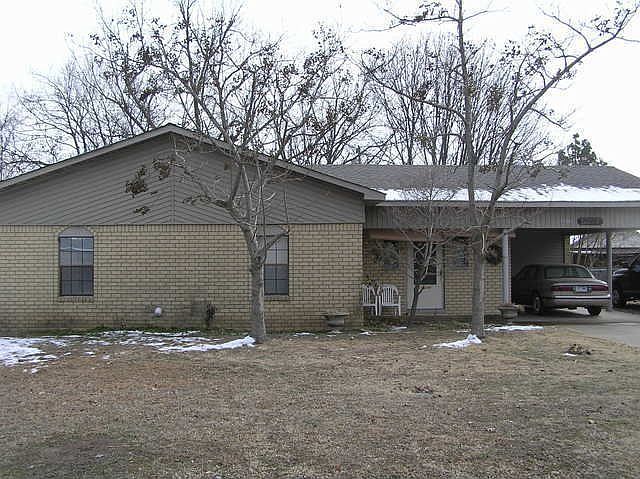 2nd image of 213 McDoniel St