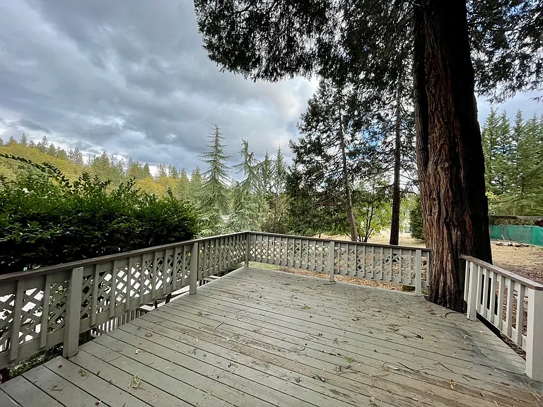 17519 Alexandra Way — Photo 16