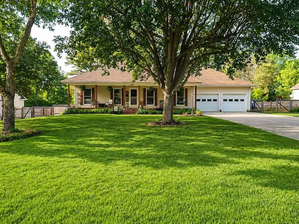 7656 Old Post Rd, Denver, NC 28037
