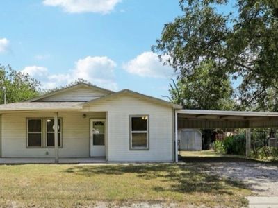 502 N Travis St, Comanche, TX, 76442