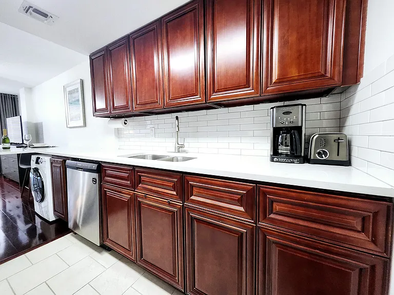 1800 Lavaca St #102 — Photo 7