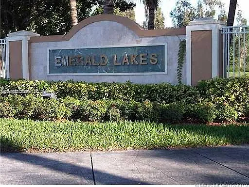 14758 SW 9th Ln — Photo 3