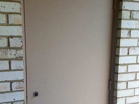 5th image of 2515 Baltimore Rd