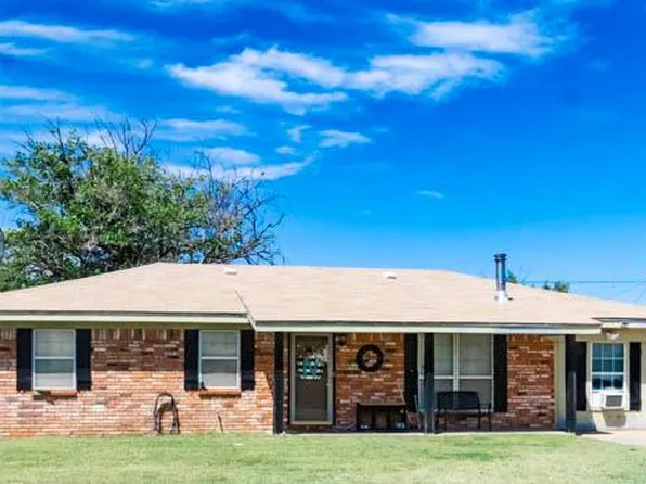 705 NW 12th St, Andrews, TX 79714