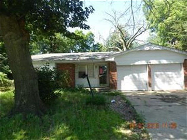 2nd image of 9104 Jennifer Pl