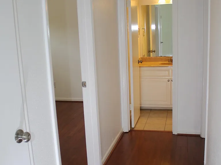 109 Delores St #K — Photo 13