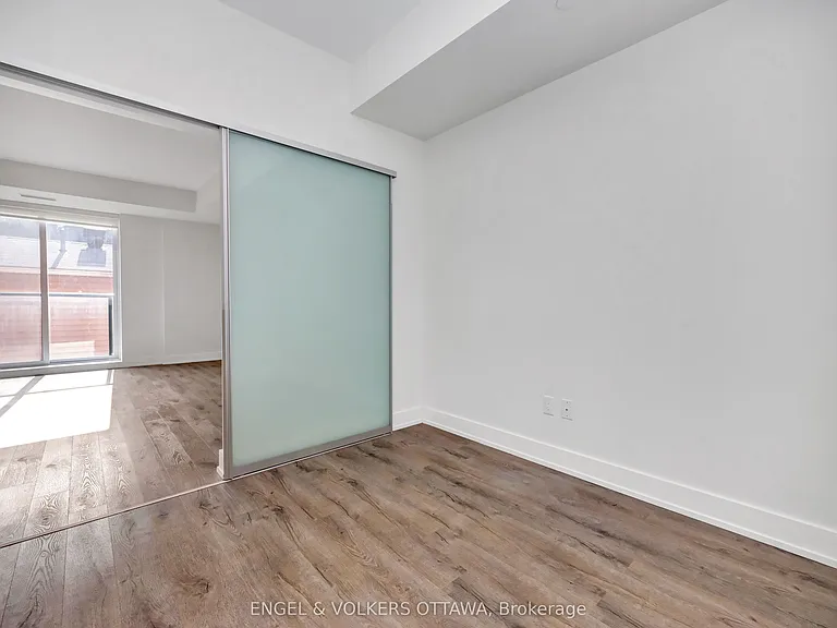 280 Crichton St #108 — Photo 30