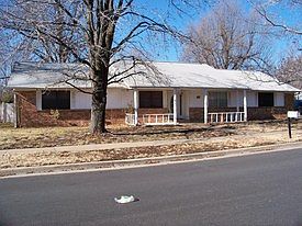 1st image of 804 S 31st St