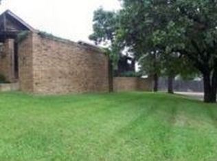 2220 Winter Sunday Way, Arlington, TX 76012
