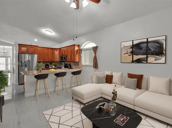 544 NW 159th Ln, Pembroke Pines, FL 33028