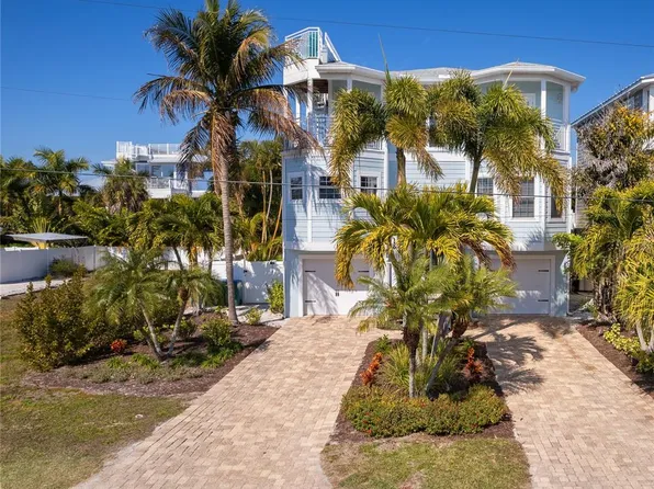 130 50th St, Holmes Beach, FL 34217