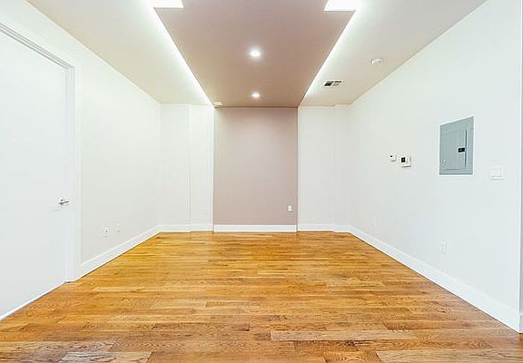 5th image of 360 Palmetto St #2G