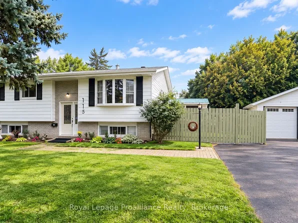115 Nicholas St, Quinte West, ON K8V 6E8