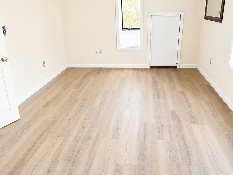 35 Fox Hill Rd — Photo 1