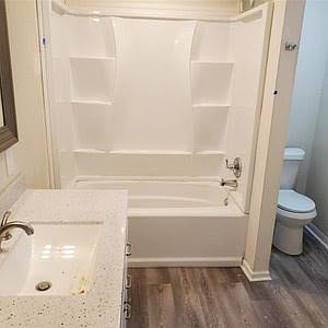 4th image of 32626 Karen Dr