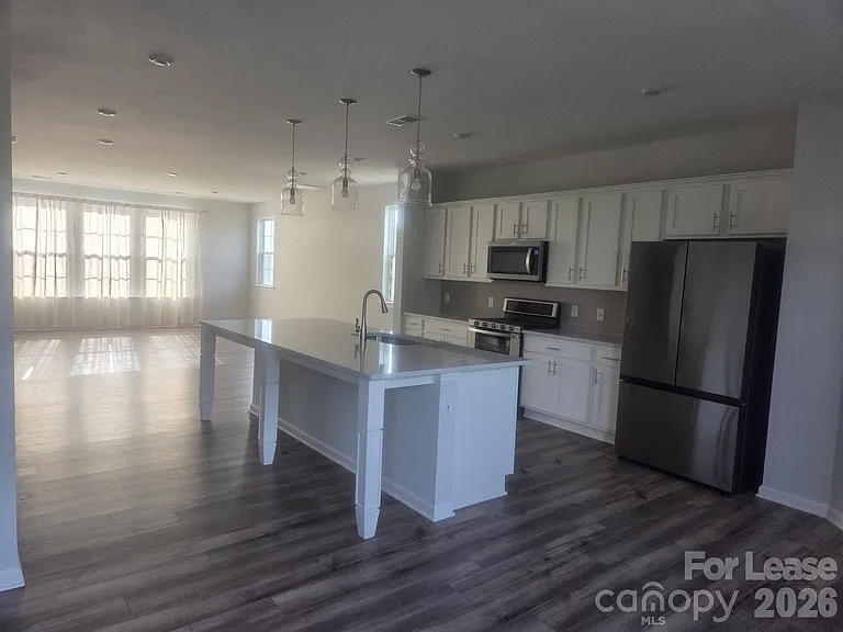 6997 Waterstone Dr — Photo 5