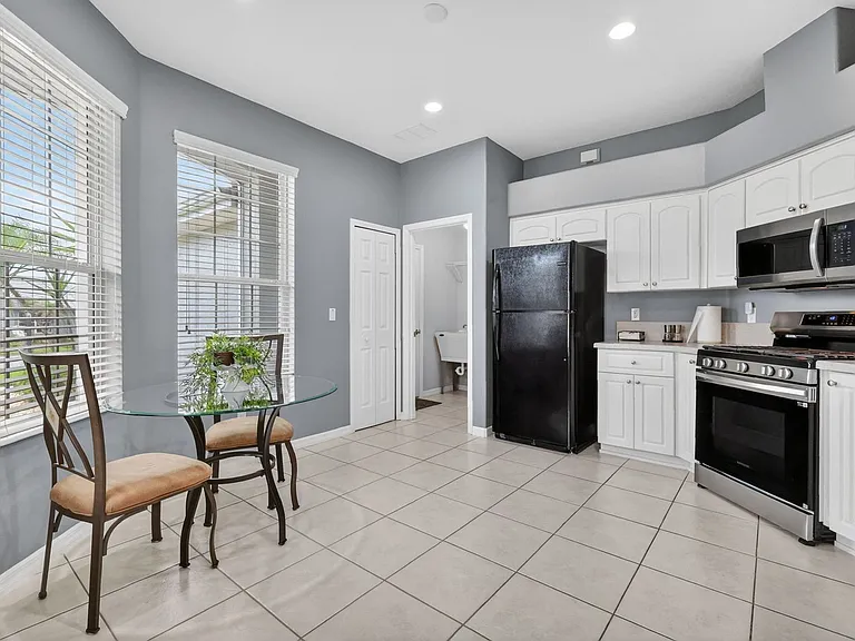 27150 Nostalgia Dr — Photo 13