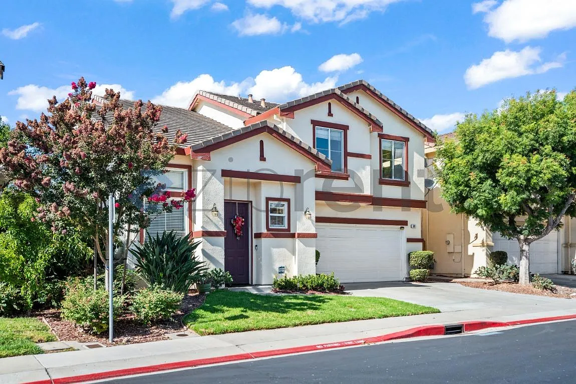 4 bed, 2.5 bath, 1904 sqft, $5,550 — Photo 2