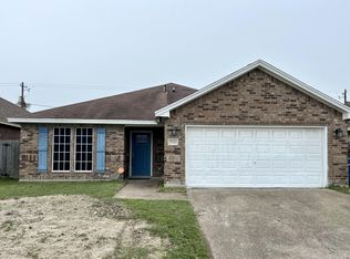 7526 Brush Creek Dr, Corpus Christi, TX 78414