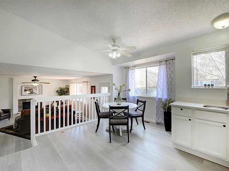 9687 Newcastle Dr — Photo 8