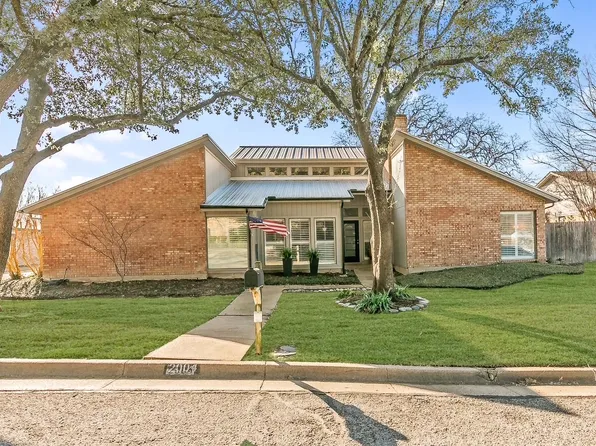 2004 Longbranch Ct, Arlington, TX 76012