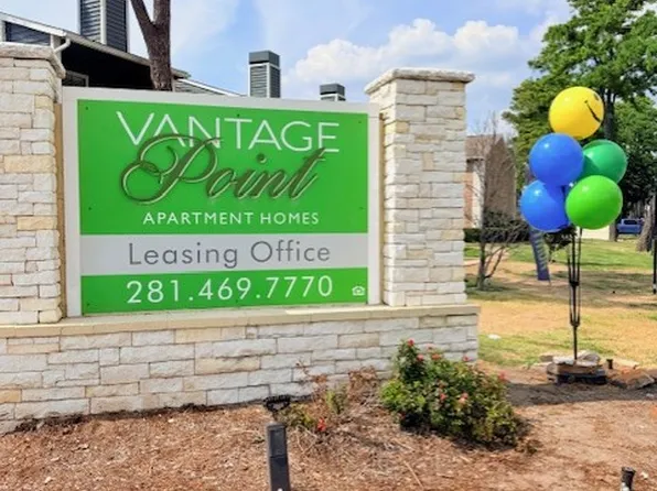 Vantage Point Apartments