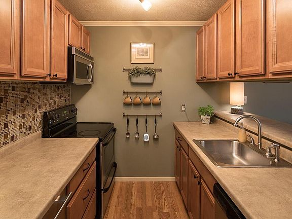 4th image of 12932 Nicollet Ave #300