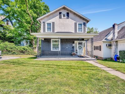 906 S Main St, Old Forge, PA, 18518