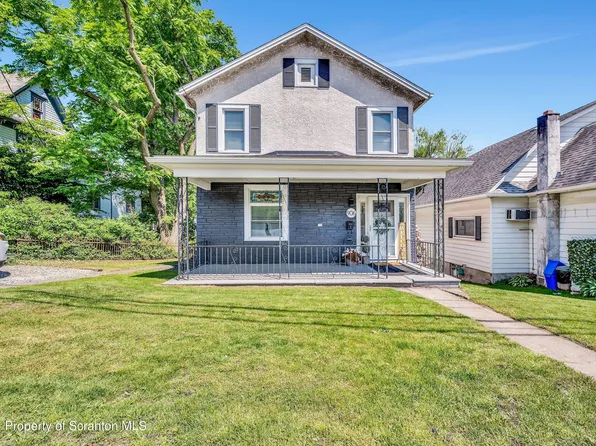 906 S Main St, Old Forge, PA 18518