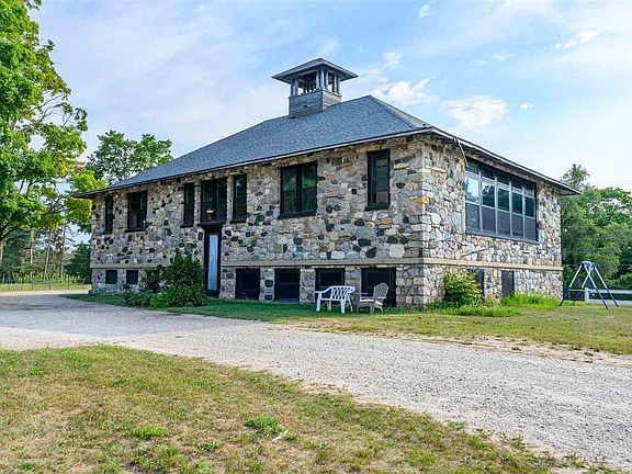 4th image of 4987 Loeb Rd