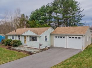 80 Lynn St, Colchester, CT 06415