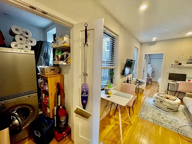 419 Hanover St #3 — Photo 8