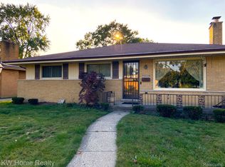 13993 Dixie Ave, Redford, MI 48239