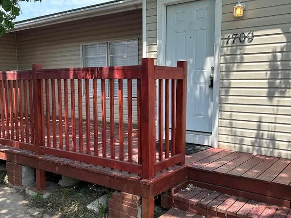 1709 W 4th St #1709, Freeport, TX 77541