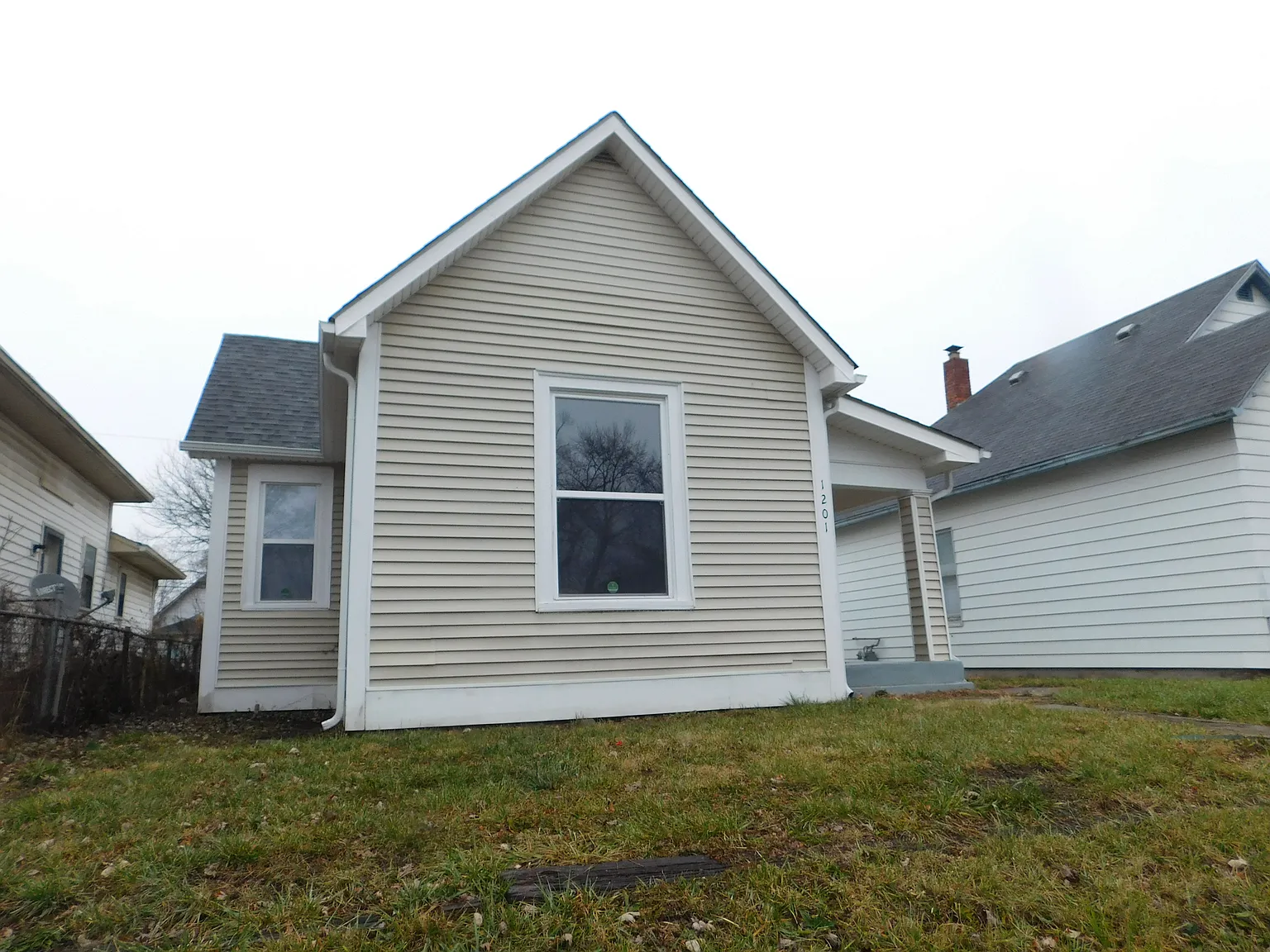 1201 N Ewing St photo 1