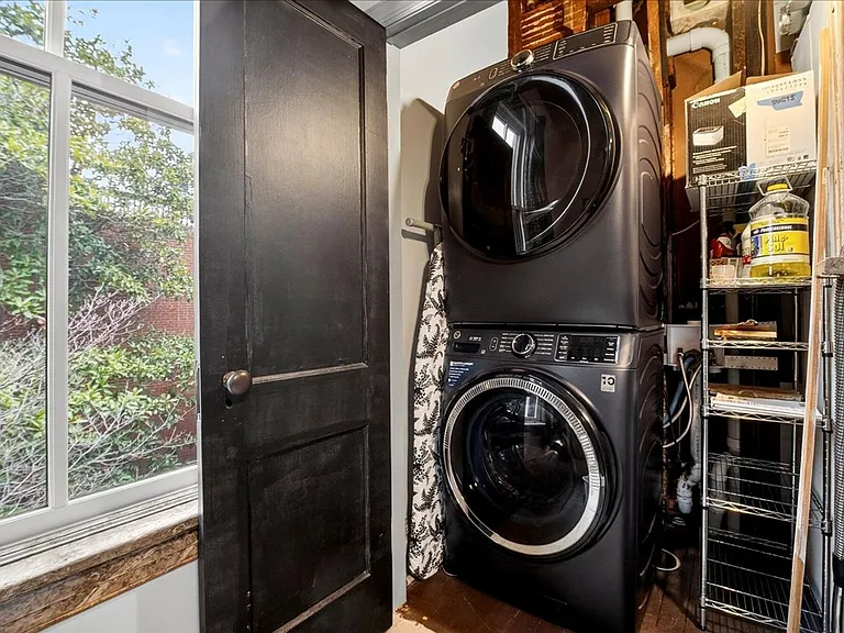 1010 Allen Ave — Photo 16